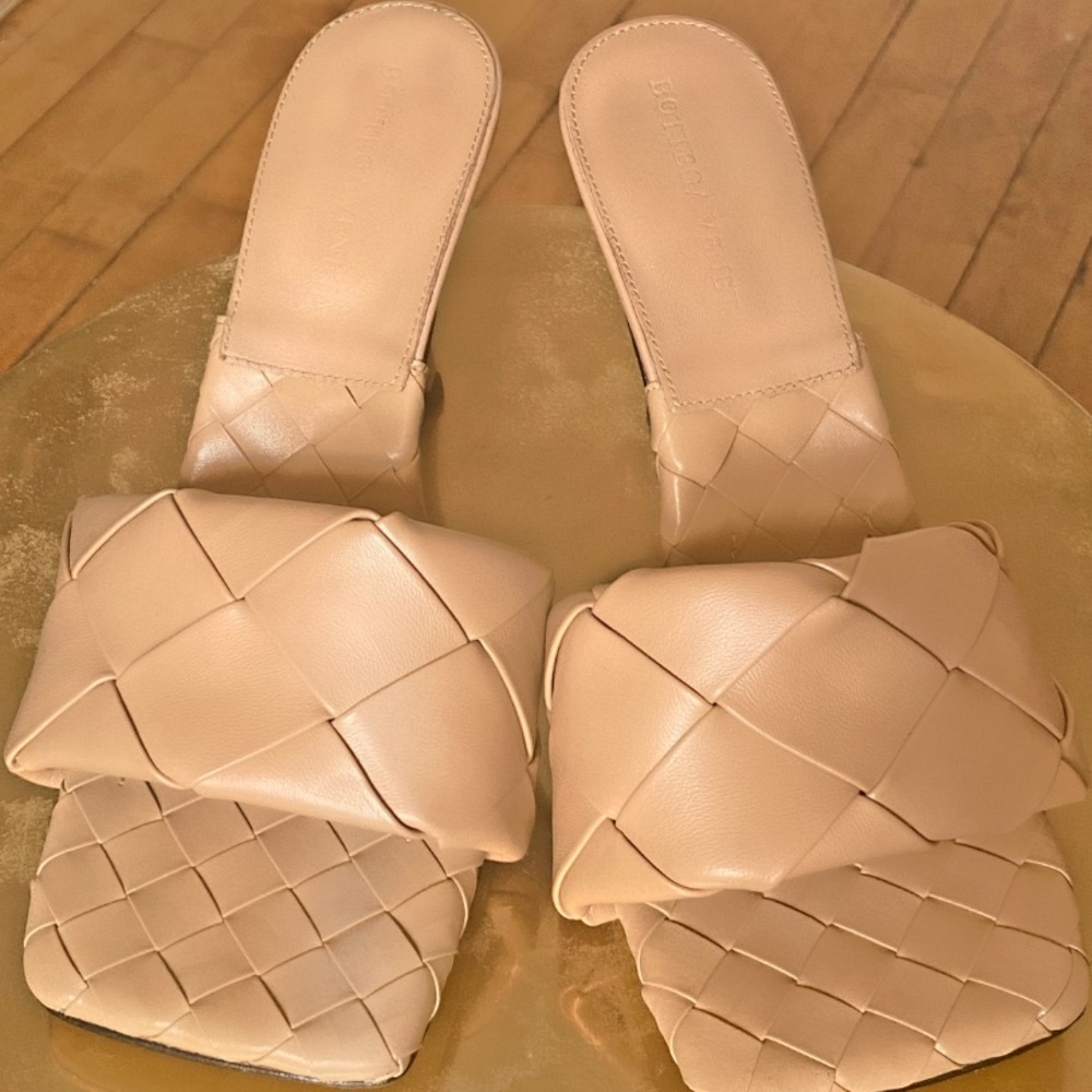 BOTTEGA VENETA LIDO HEELS